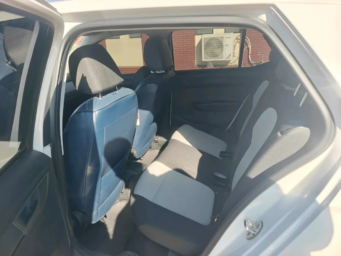 2017 Skoda Fabia 1.4L 90HP L4 6AT,autocango,china used car exporter,china ev exporter,chinese used car exporter,chinese used ev exporter