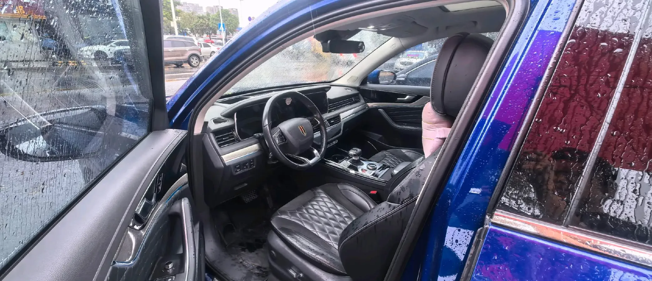 2019 HongQi HS5 2.0T 224HP L4 6AT,autocango,china used car exporter,china ev exporter,chinese used car exporter,chinese used ev exporter