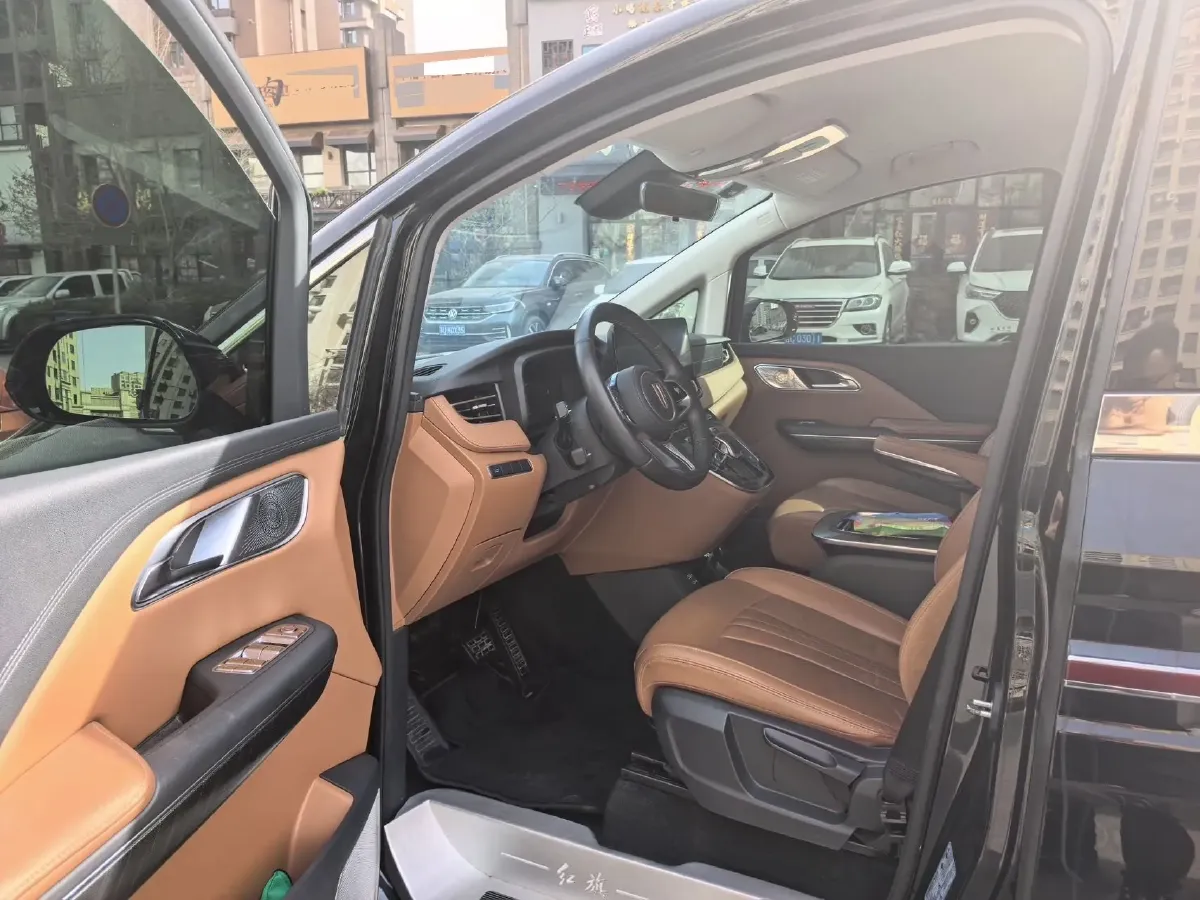 2023 HongQi HQ9 2.0T 252HP L4 8AT,autocango,china used car exporter,china ev exporter,chinese used car exporter,chinese used ev exporter