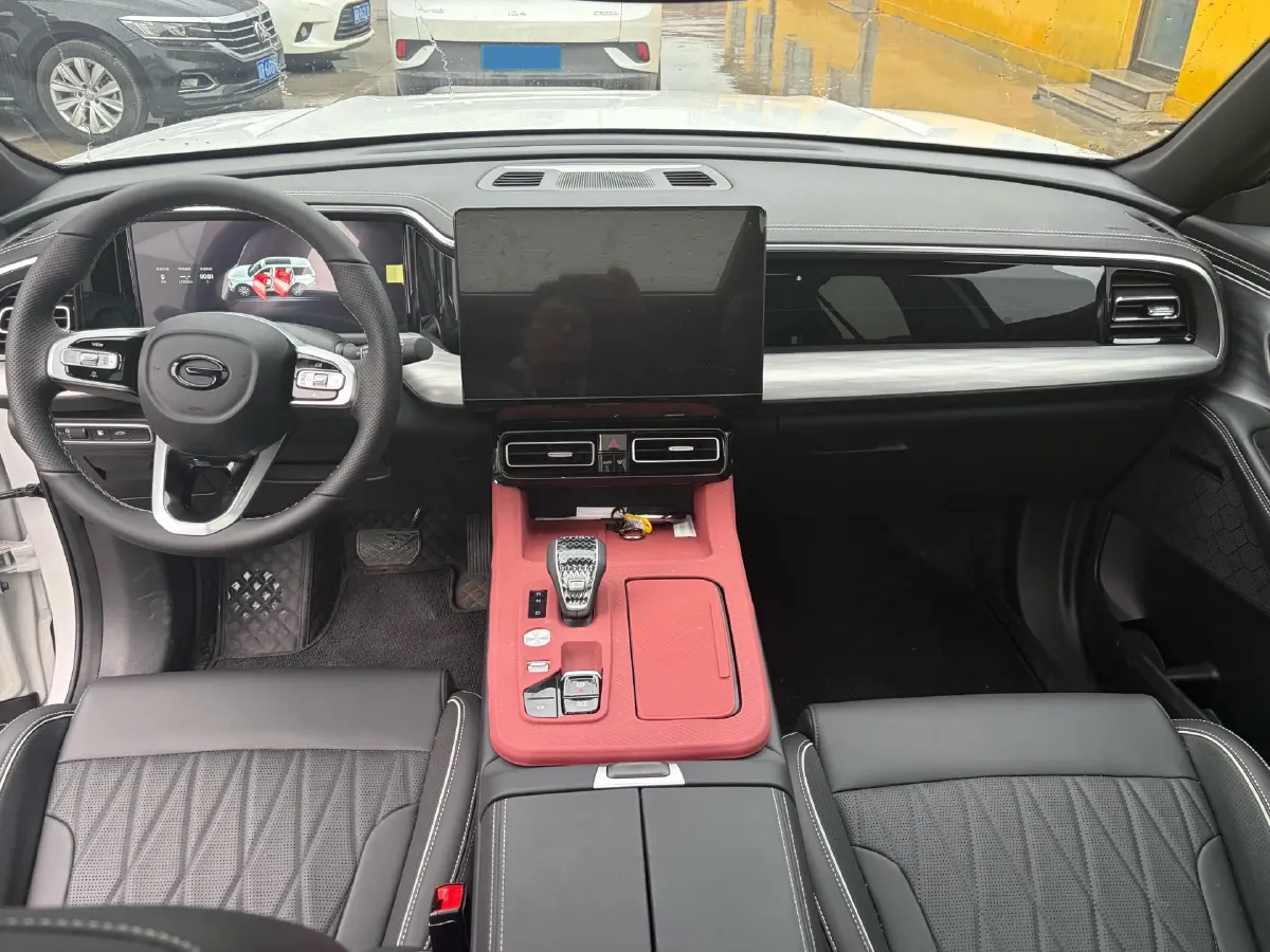 2025 GAC Trumpchi GS8 2.0T 252HP L4 8AT,autocango,china used car exporter,china ev exporter,chinese used car exporter,chinese used ev exporter