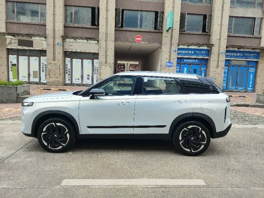 2024 Chery Exploration 06 C-DM 1.5T 156HP L4 DHT PHEV 18.3KWH,autocango,china used car exporter,china ev exporter,chinese used car exporter,chinese used ev exporter
