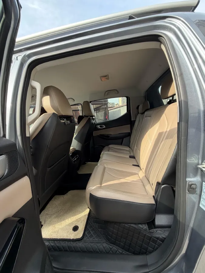 2024 ChangAn LanTuoZhe 2.0T 233HP L4 8AT,autocango,china used car exporter,china ev exporter,chinese used car exporter,chinese used ev exporter