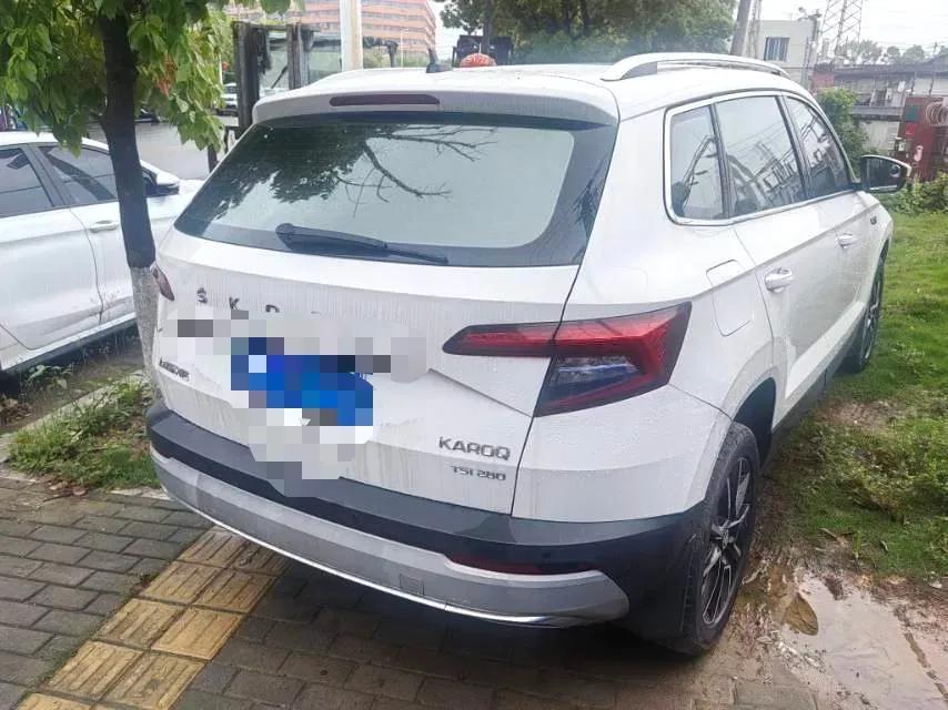 2019 Brilliance Auto V7 1.8T 231HP L4 7DCT,autocango,china used car exporter,china ev exporter,chinese used car exporter,chinese used ev exporter