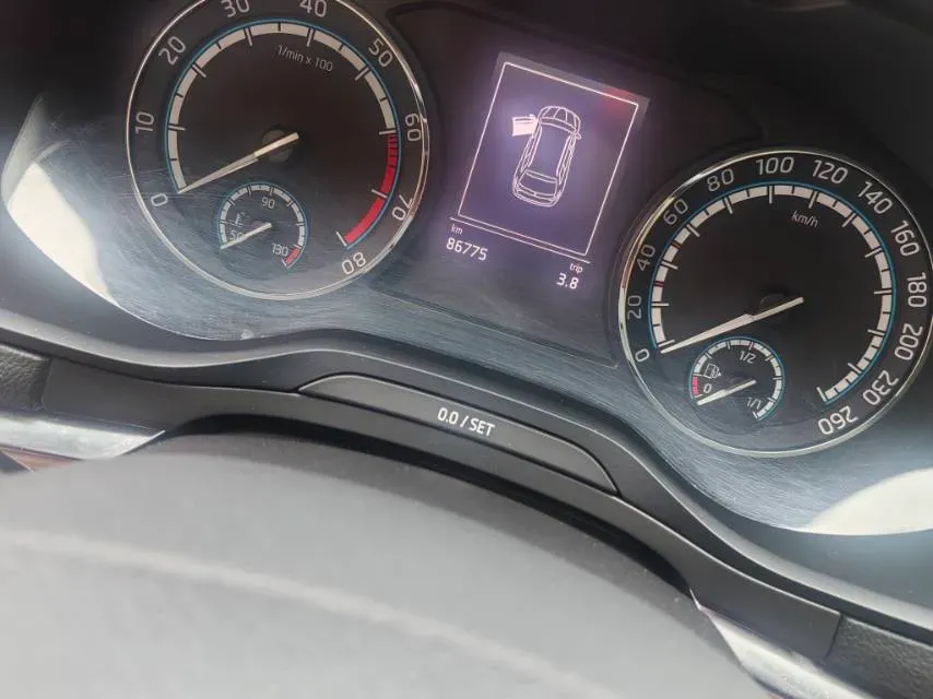 2019 Brilliance Auto V7 1.8T 231HP L4 7DCT,autocango,china used car exporter,china ev exporter,chinese used car exporter,chinese used ev exporter