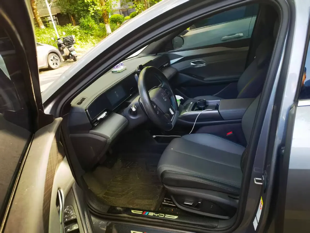 2025 BYD QinL BEV,autocango,china used car exporter,china ev exporter,chinese used car exporter,chinese used ev exporter