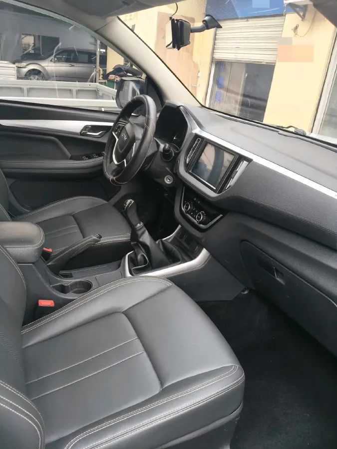 2020 Isuzu Jim 2.8T 120HP L4 5MT,autocango,china used car exporter,china ev exporter,chinese used car exporter,chinese used ev exporter