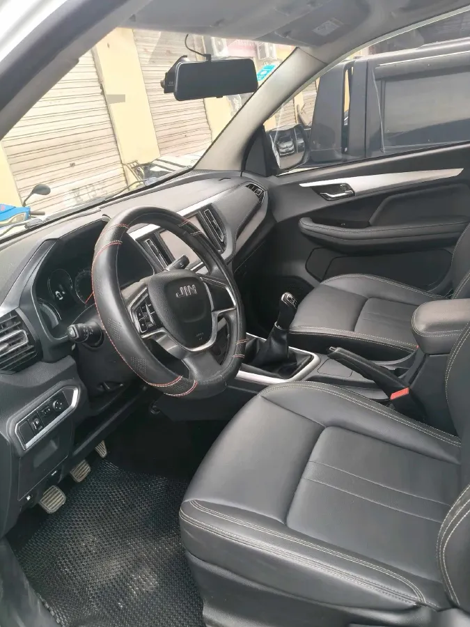 2020 Isuzu Jim 2.8T 120HP L4 5MT,autocango,china used car exporter,china ev exporter,chinese used car exporter,chinese used ev exporter