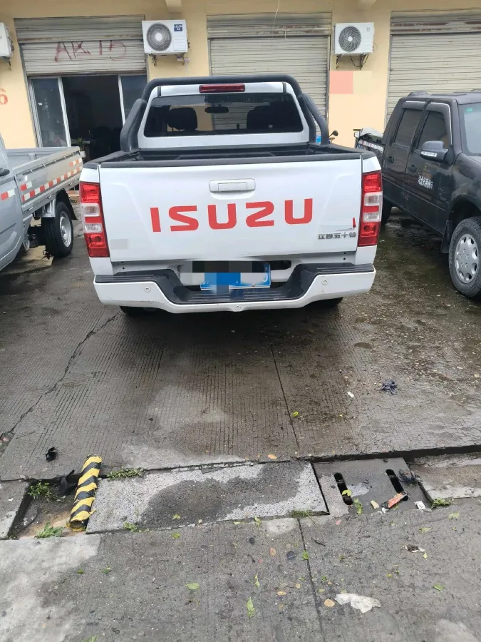 2020 Isuzu Jim 2.8T 120HP L4 5MT,autocango,china used car exporter,china ev exporter,chinese used car exporter,chinese used ev exporter
