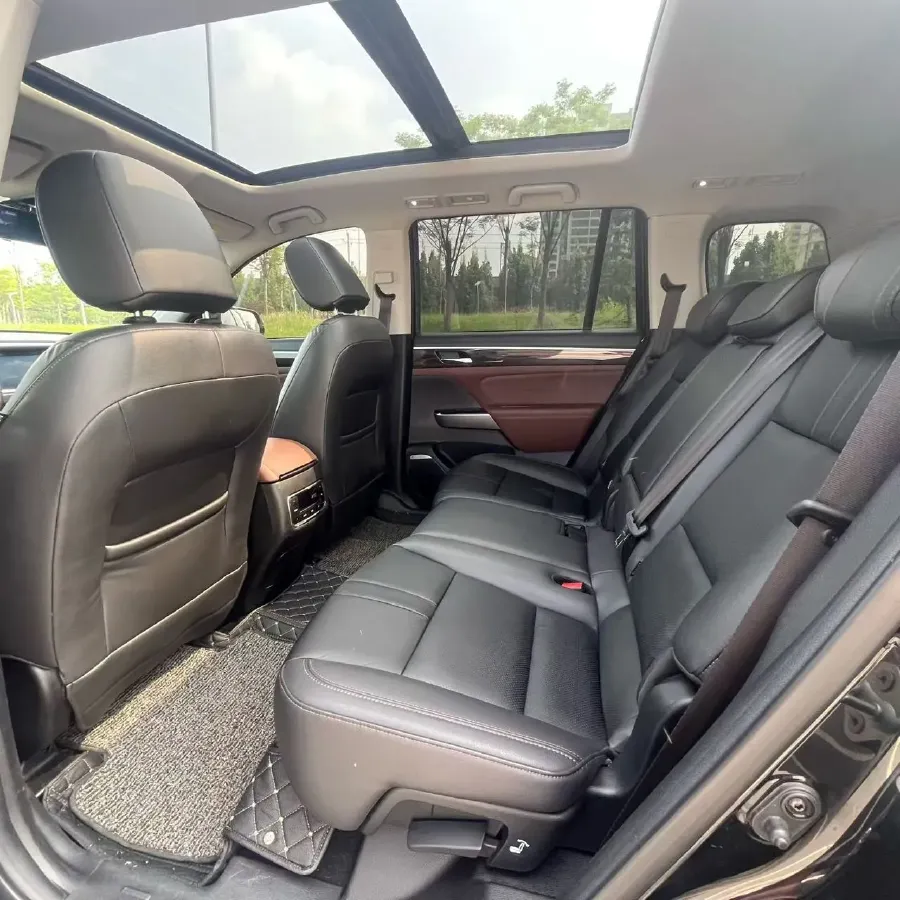 2017 GAC Trumpchi GS8 2.0T 201HP L4 6AT,autocango,china used car exporter,china ev exporter,chinese used car exporter,chinese used ev exporter