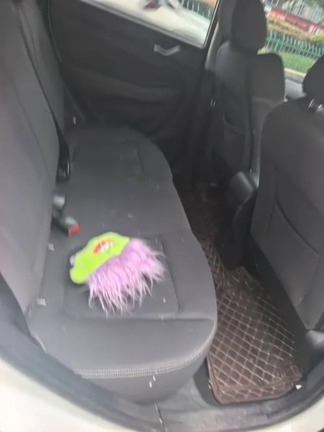 2017 Landwind X2 1.6L 125HP L4 4AT,autocango,china used car exporter,china ev exporter,chinese used car exporter,chinese used ev exporter