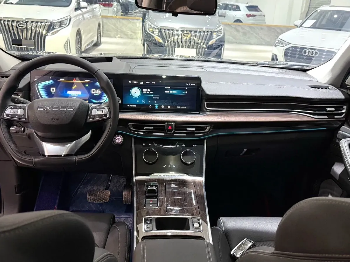 2021 Exceed VX 2.0T 261HP L4 7DCT,autocango,china used car exporter,china ev exporter,chinese used car exporter,chinese used ev exporter