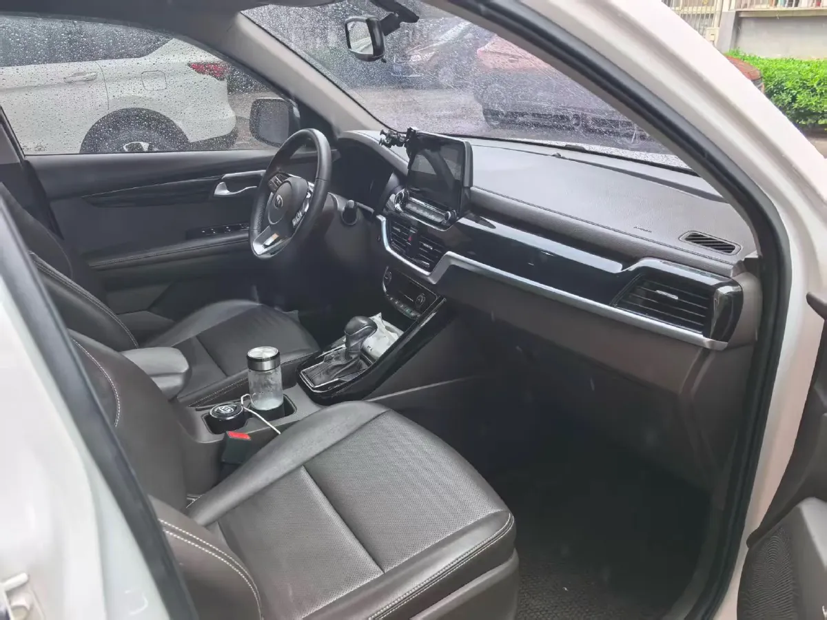 2019 Kia Sportage R 2.0L 160HP L4 6AT,autocango,china used car exporter,china ev exporter,chinese used car exporter,chinese used ev exporter