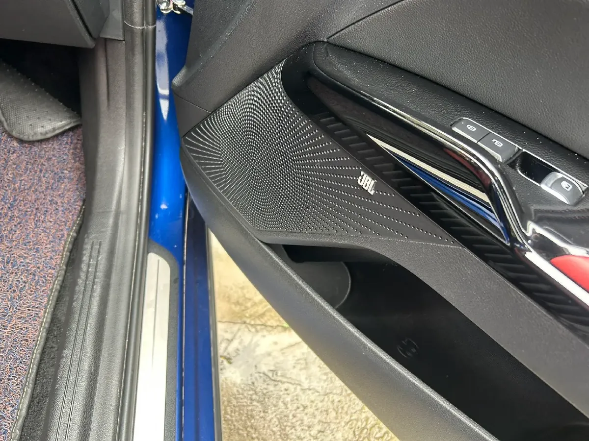 2021 Toyota Camry 2.0L 178HP L4 CVT,autocango,china used car exporter,china ev exporter,chinese used car exporter,chinese used ev exporter