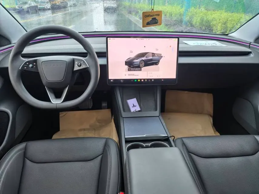 2025 Tesla Model 3 BEV 62.5KWH,autocango,china used car exporter,china ev exporter,chinese used car exporter,chinese used ev exporter