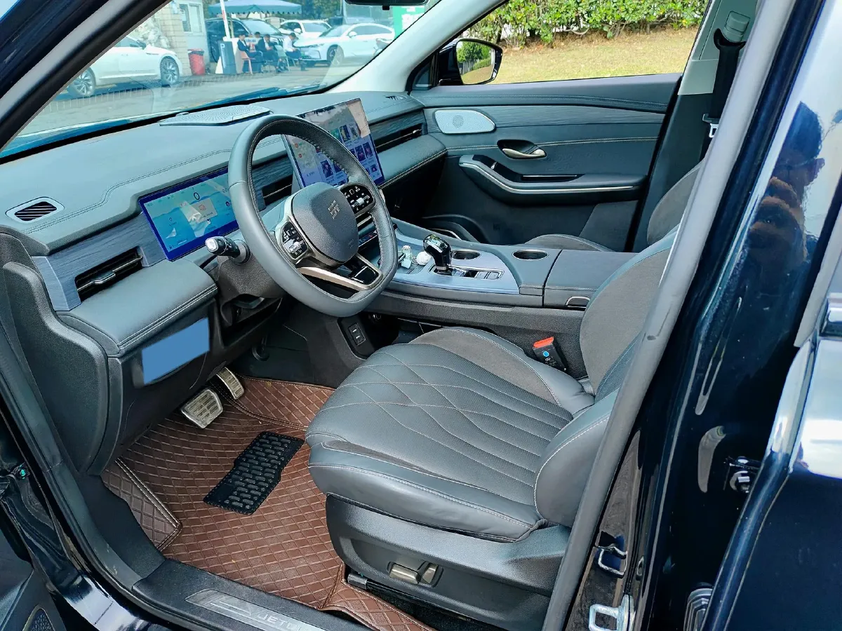 2024 Jetour ShanHai L9 1.5T 156HP L4 2DHT PHEV 19.43KWH,autocango,china used car exporter,china ev exporter,chinese used car exporter,chinese used ev exporter