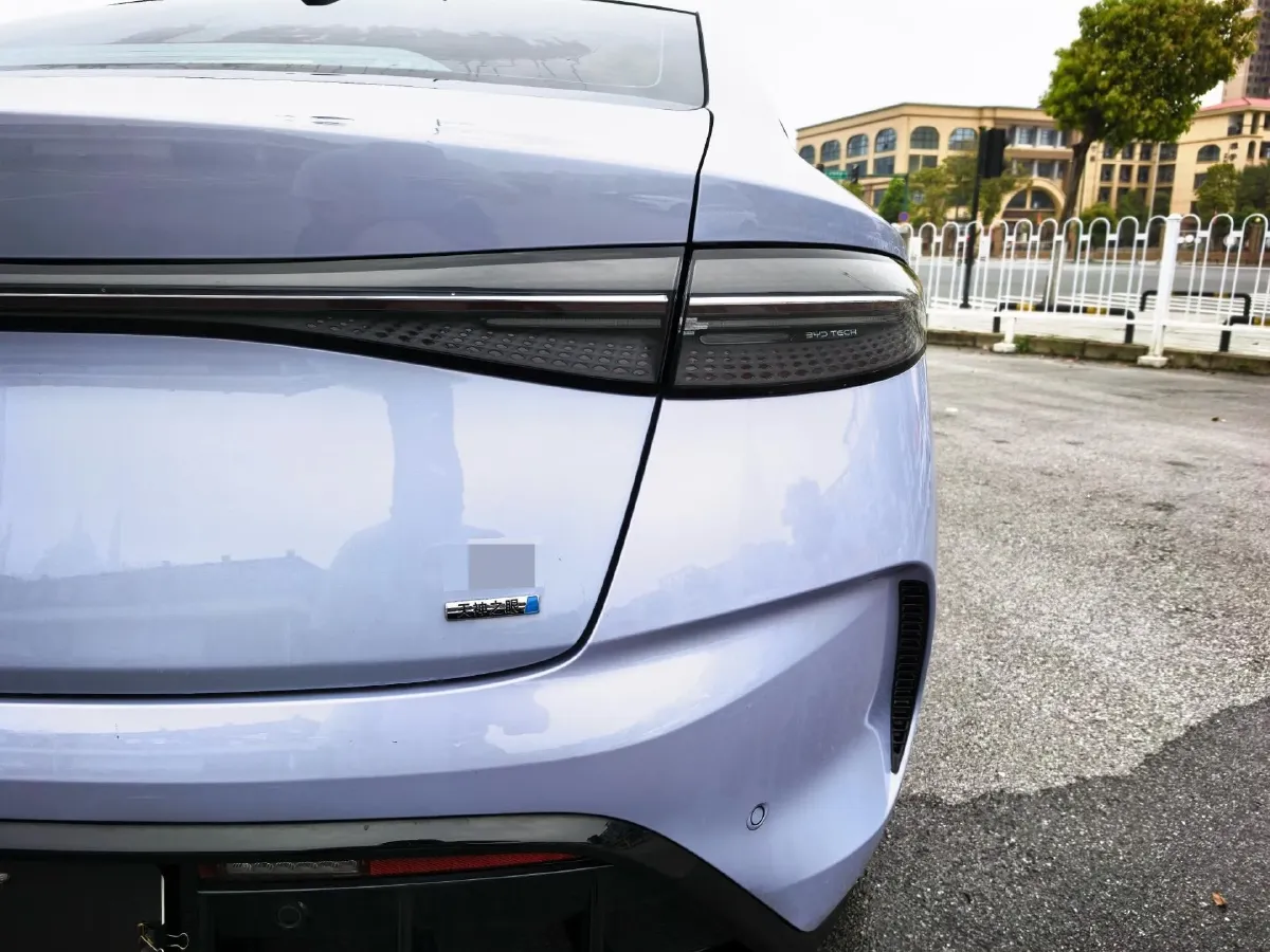 2025 BYD Seal BEV 61.44KWH,autocango,china used car exporter,china ev exporter,chinese used car exporter,chinese used ev exporter