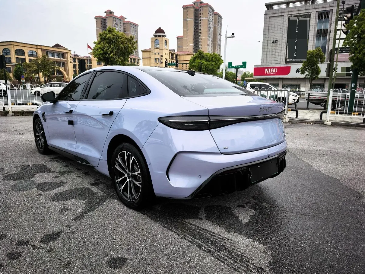 2025 BYD Seal BEV 61.44KWH,autocango,china used car exporter,china ev exporter,chinese used car exporter,chinese used ev exporter