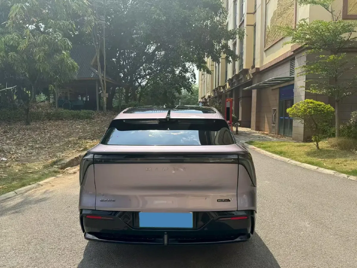 2023 HiPhi Y BEV 76.6KWH,autocango,china used car exporter,china ev exporter,chinese used car exporter,chinese used ev exporter