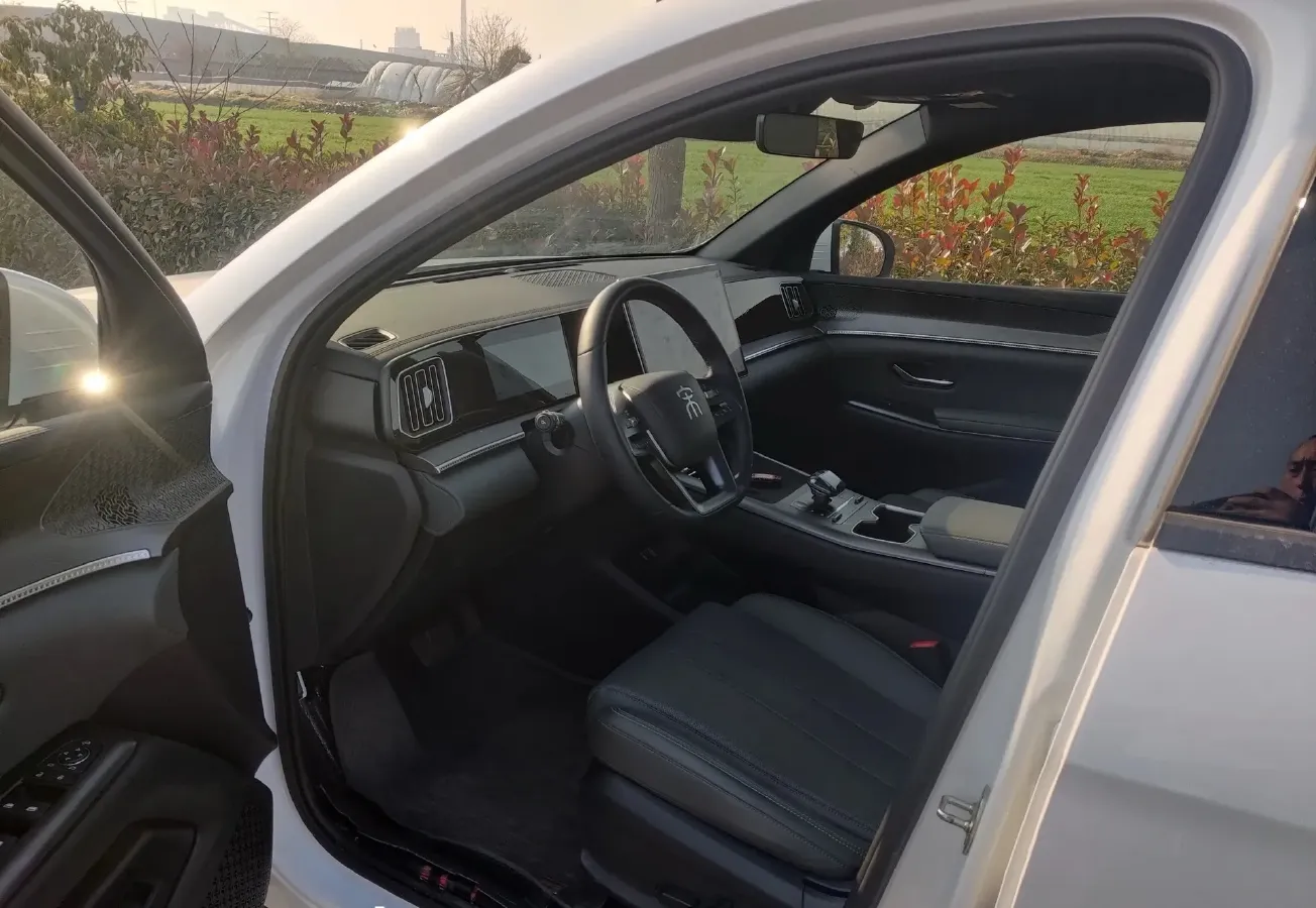 2025 BYD Song Pro 1.5L 101HP L4 E-CVT PHEV 18.3KWH,autocango,china used car exporter,china ev exporter,chinese used car exporter,chinese used ev exporter