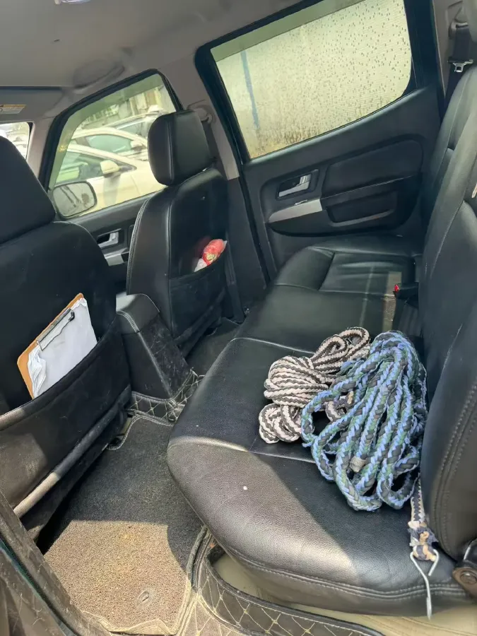 2019 Dongfeng RuiQi 6 2.5T 140HP L4 5MT,autocango,china used car exporter,china ev exporter,chinese used car exporter,chinese used ev exporter