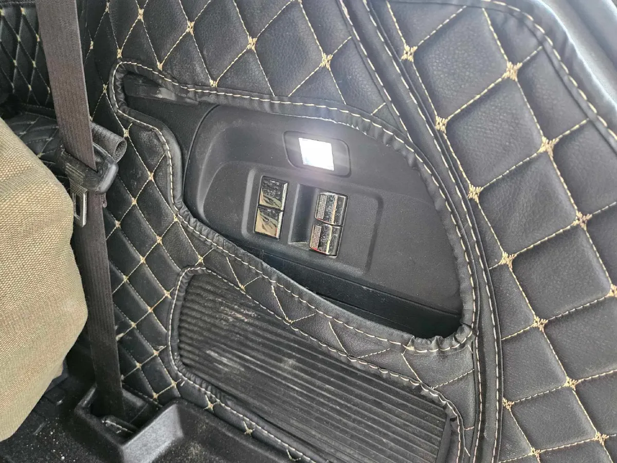 2022 GAC Trumpchi GS8 2.0T 190HP L4 E-CVT Hybrid,autocango,china used car exporter,china ev exporter,chinese used car exporter,chinese used ev exporter