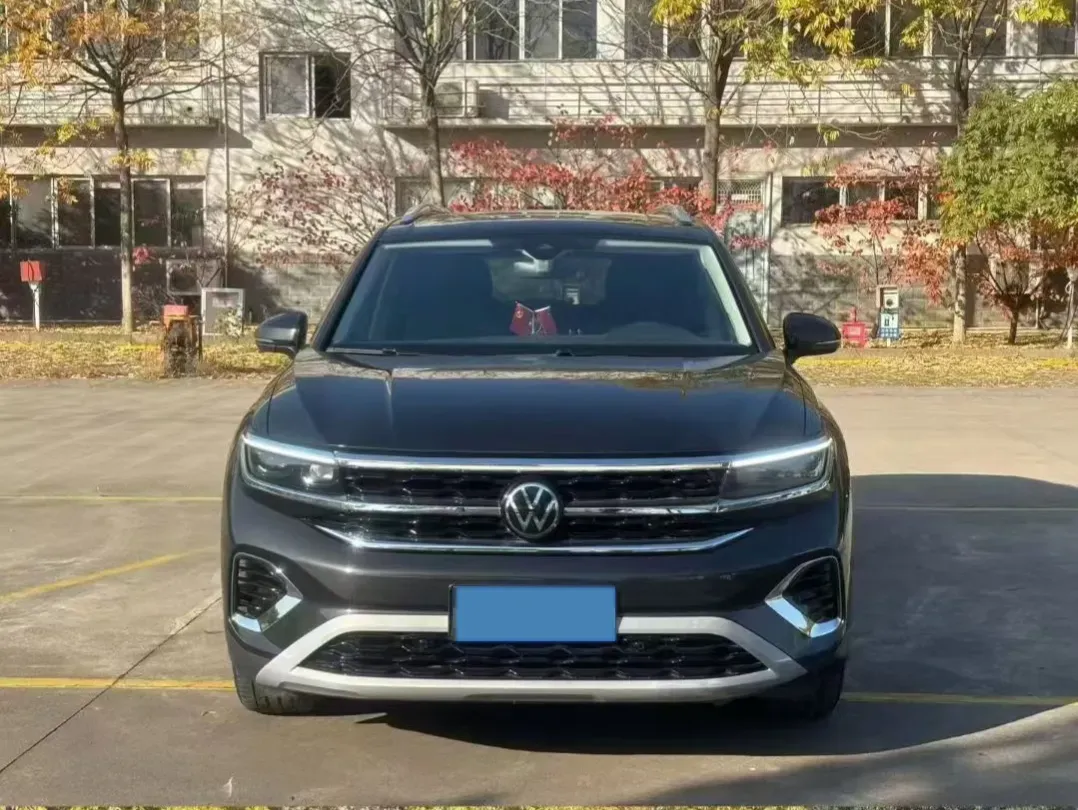 2021 Volkswagen Talagon 2.0T 220HP L4 7DCT,autocango,china used car exporter,china ev exporter,chinese used car exporter,chinese used ev exporter