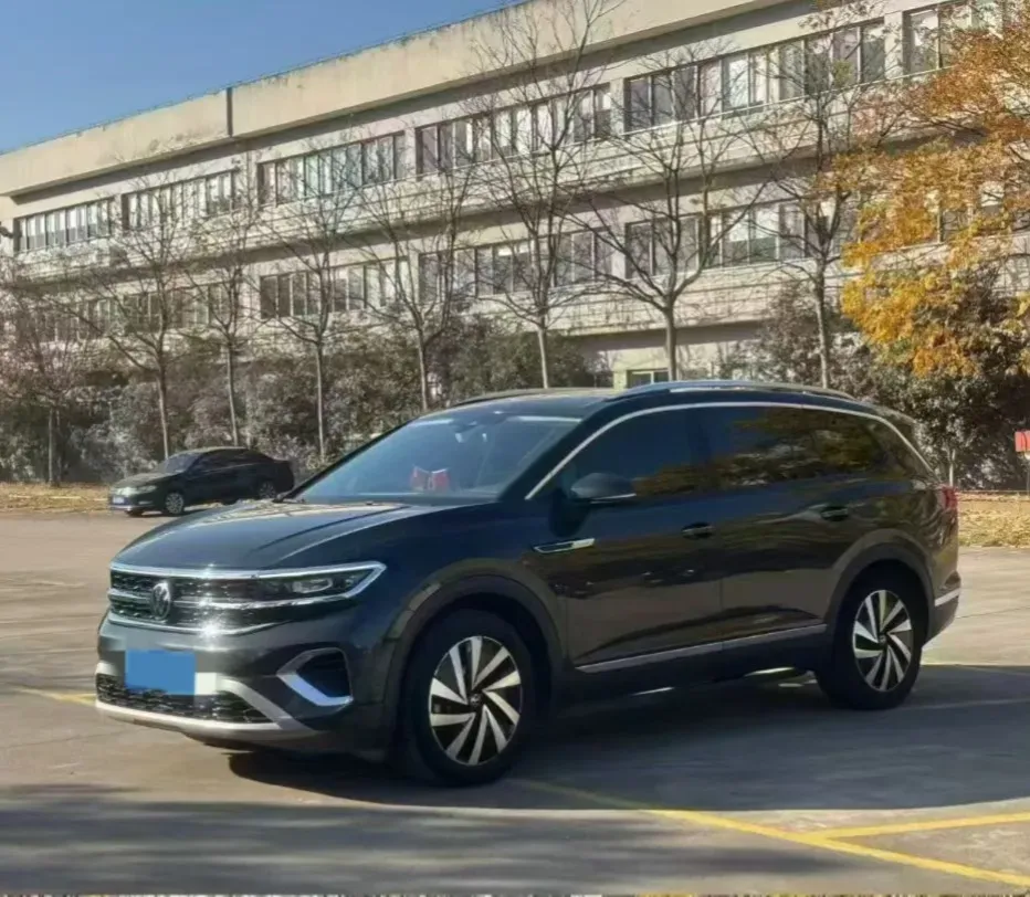 2021 Volkswagen Talagon 2.0T 220HP L4 7DCT,autocango,china used car exporter,china ev exporter,chinese used car exporter,chinese used ev exporter