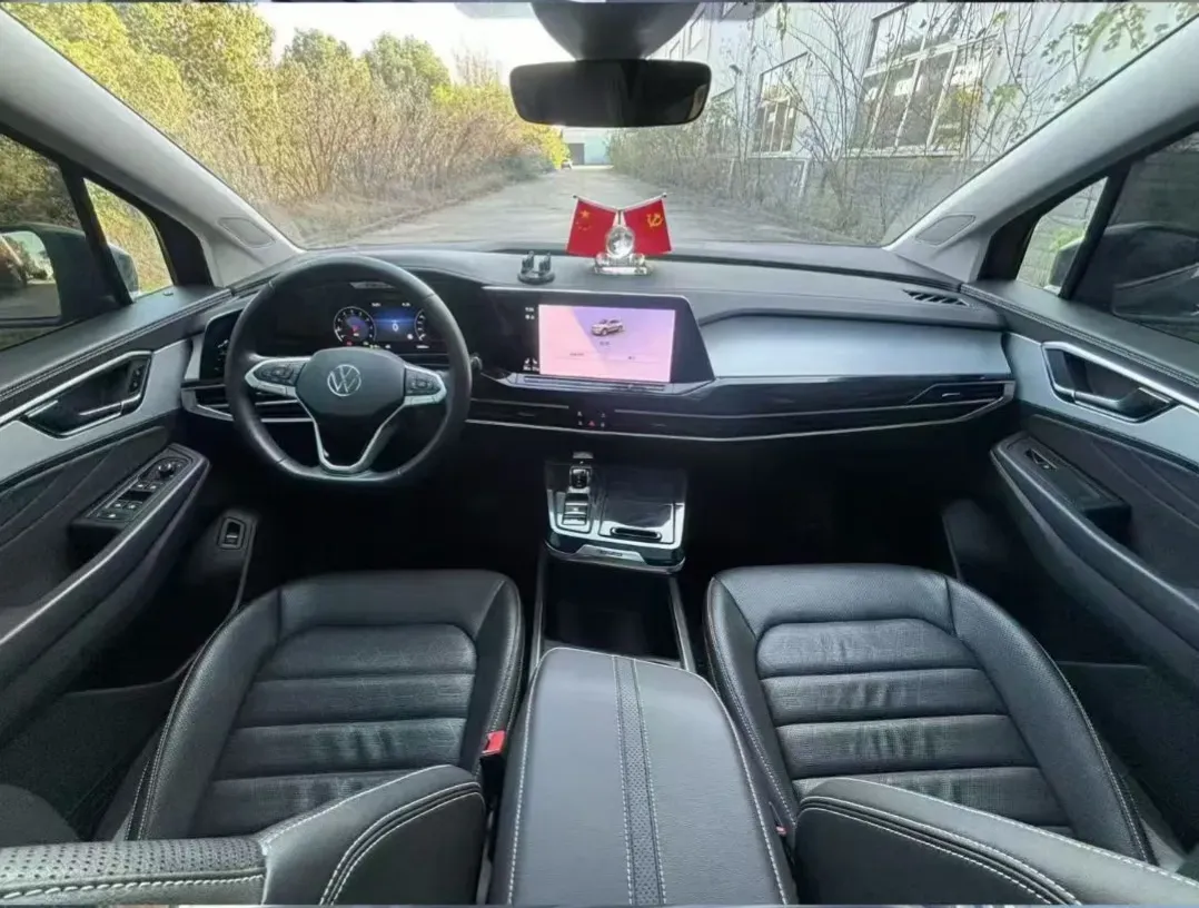 2021 Volkswagen Talagon 2.0T 220HP L4 7DCT,autocango,china used car exporter,china ev exporter,chinese used car exporter,chinese used ev exporter