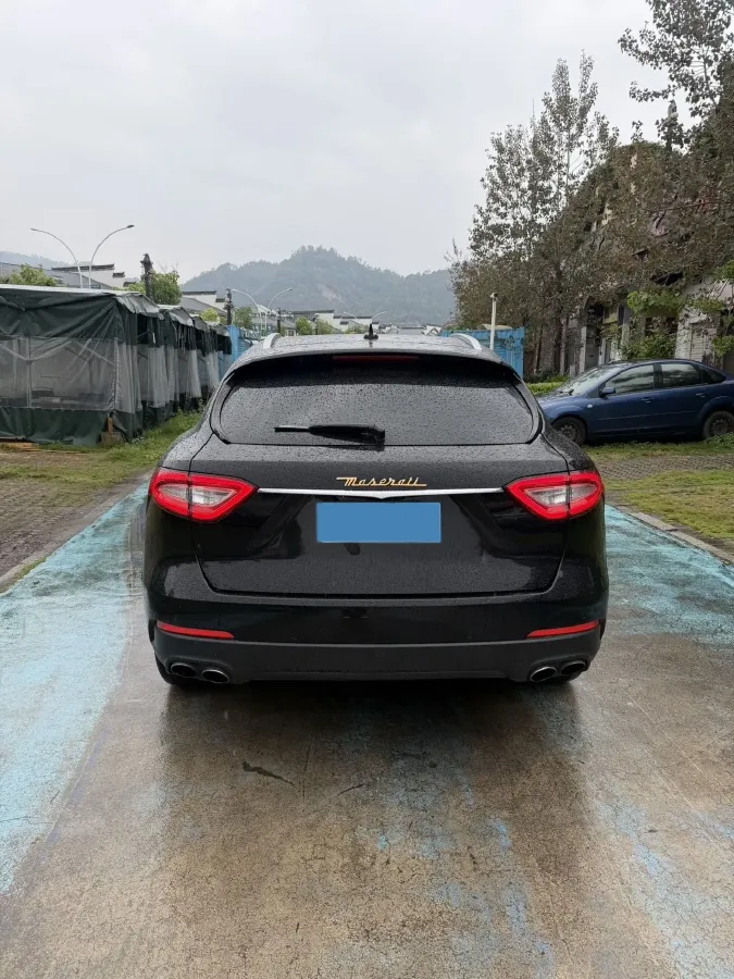 2018 Maserati Levante 3.0T 350HP V6 8AT,autocango,china used car exporter,china ev exporter,chinese used car exporter,chinese used ev exporter