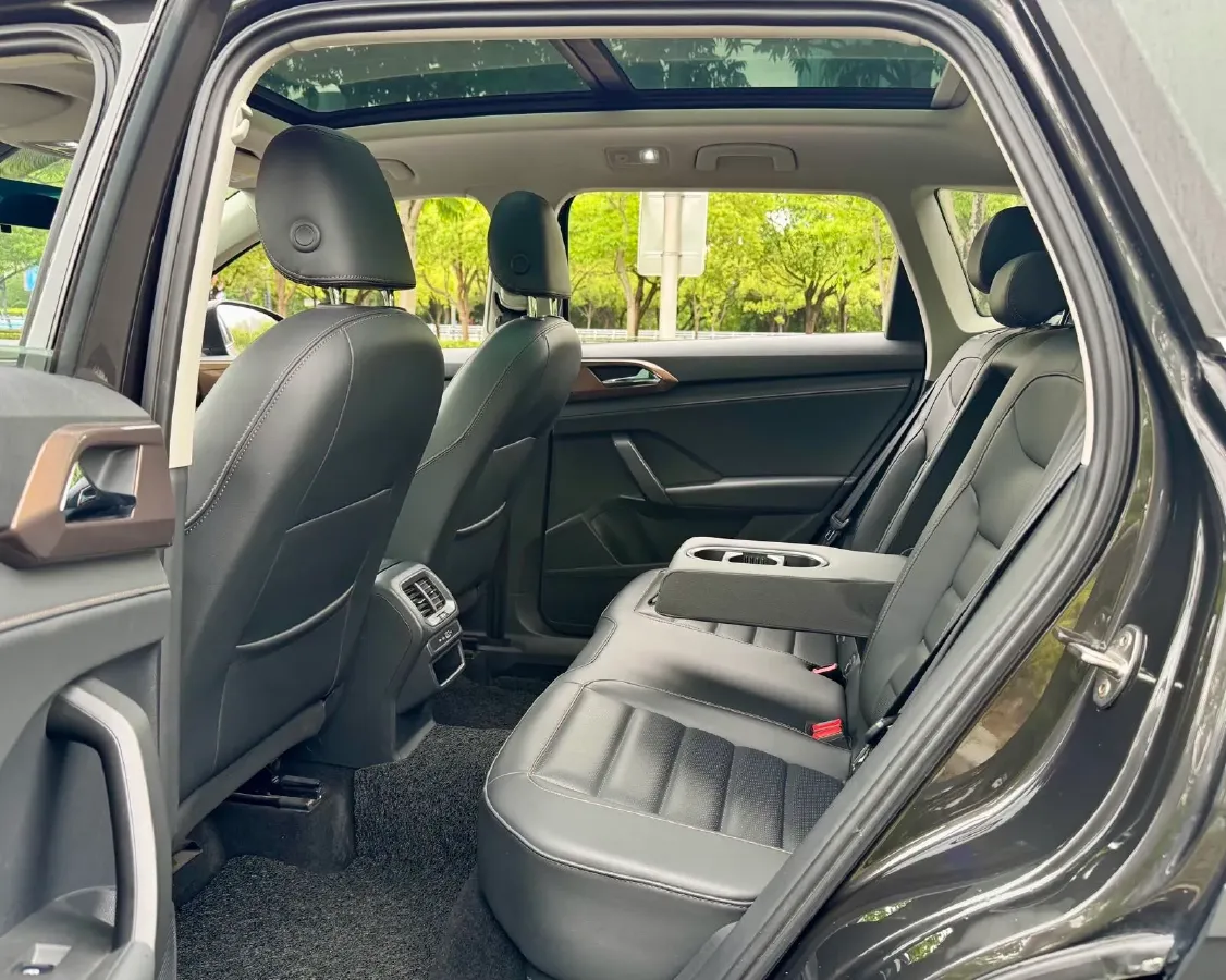 2021 Volkswagen Tharu 1.4T 150HP L4 7DCT,autocango,china used car exporter,china ev exporter,chinese used car exporter,chinese used ev exporter