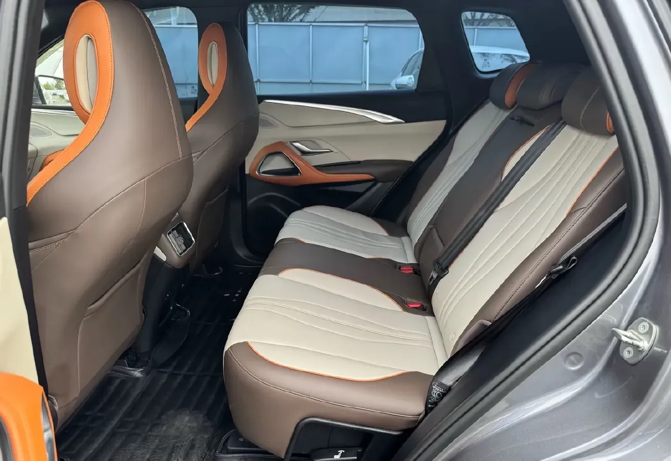 2022 Geely JiaJi 1.5T 177HP L3 7DCT PHEV 15.5KWH,autocango,china used car exporter,china ev exporter,chinese used car exporter,chinese used ev exporter