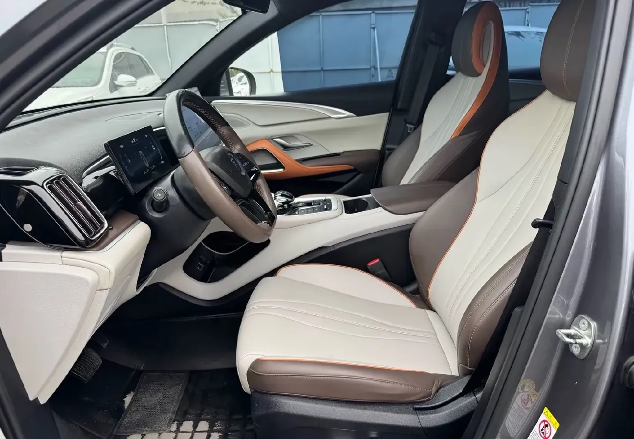 2022 Geely JiaJi 1.5T 177HP L3 7DCT PHEV 15.5KWH,autocango,china used car exporter,china ev exporter,chinese used car exporter,chinese used ev exporter