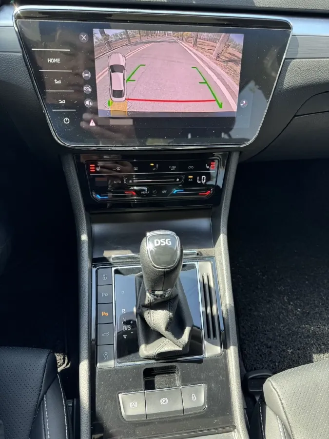 2023 Skoda Superb 1.4T 150HP L4 7DCT,autocango,china used car exporter,china ev exporter,chinese used car exporter,chinese used ev exporter