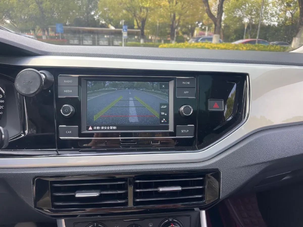 2019 Volkswagen Polo 1.5L 113HP L4 6AT,autocango,china used car exporter,china ev exporter,chinese used car exporter,chinese used ev exporter