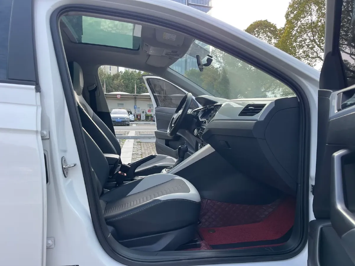 2019 Volkswagen Polo 1.5L 113HP L4 6AT,autocango,china used car exporter,china ev exporter,chinese used car exporter,chinese used ev exporter