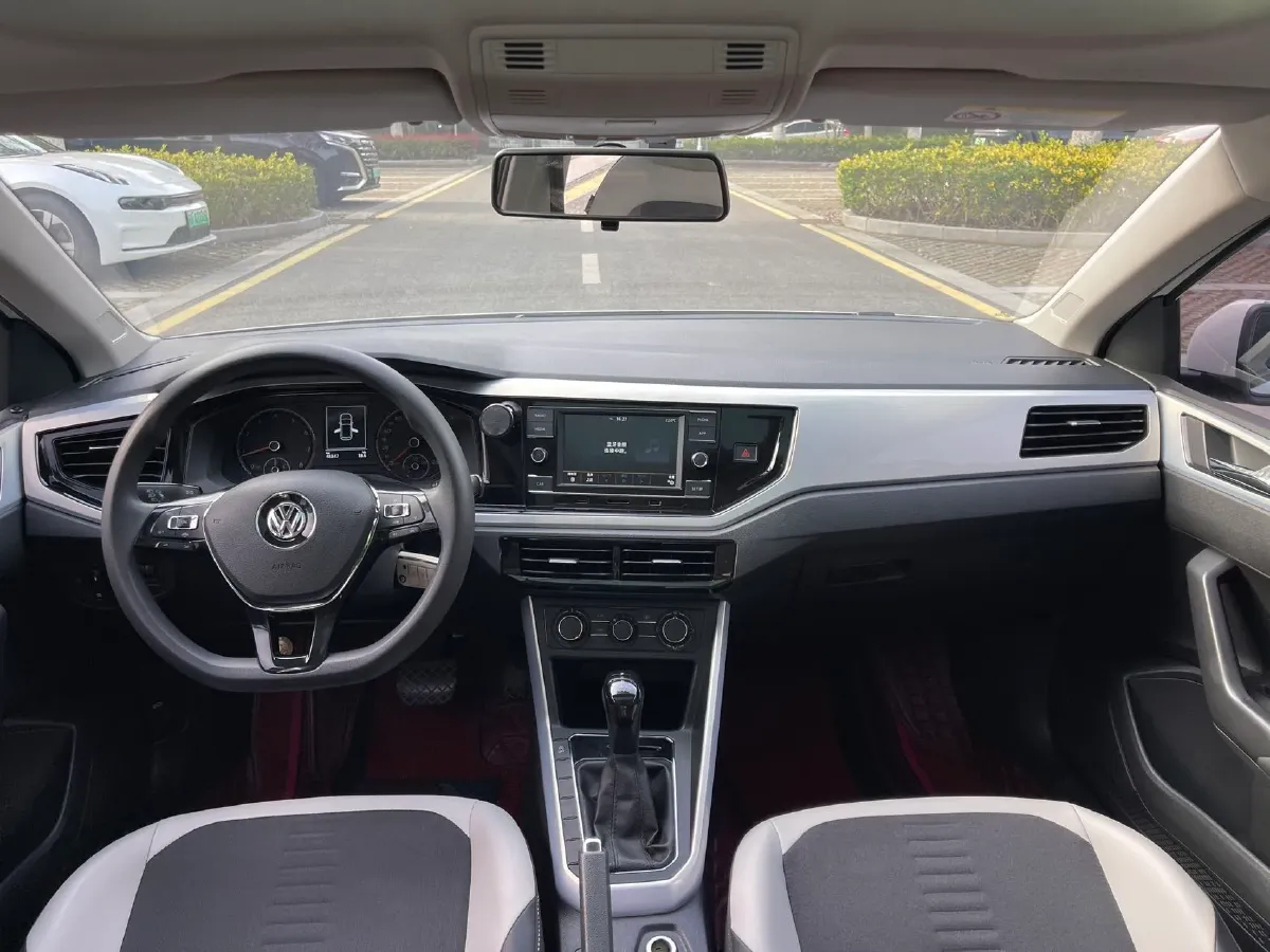 2019 Volkswagen Polo 1.5L 113HP L4 6AT,autocango,china used car exporter,china ev exporter,chinese used car exporter,chinese used ev exporter