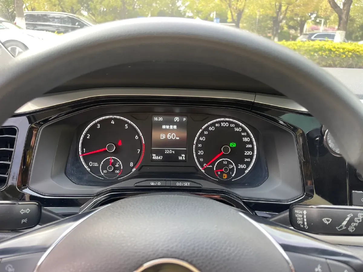 2019 Volkswagen Polo 1.5L 113HP L4 6AT,autocango,china used car exporter,china ev exporter,chinese used car exporter,chinese used ev exporter