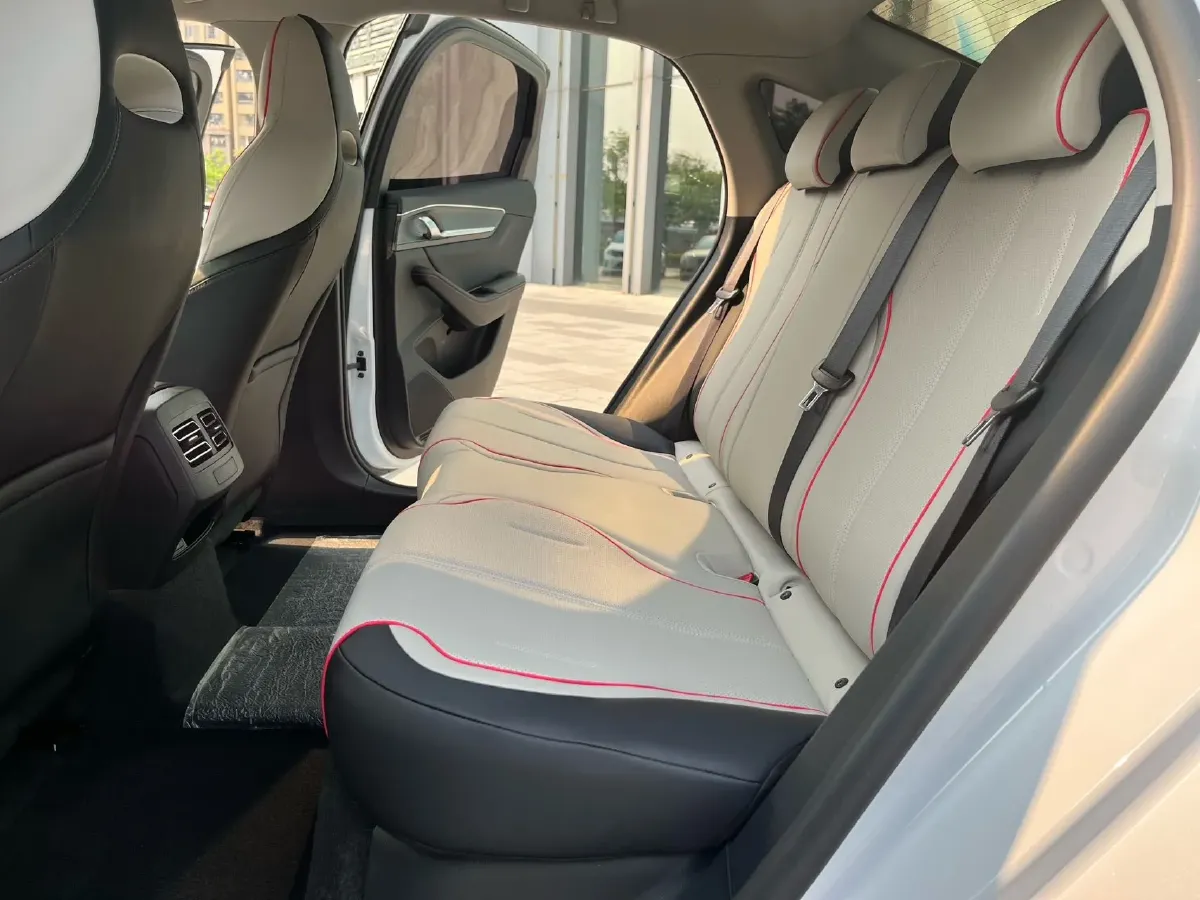 2022 Foton Grand General G7 2.0T 163HP L4 8AT,autocango,china used car exporter,china ev exporter,chinese used car exporter,chinese used ev exporter