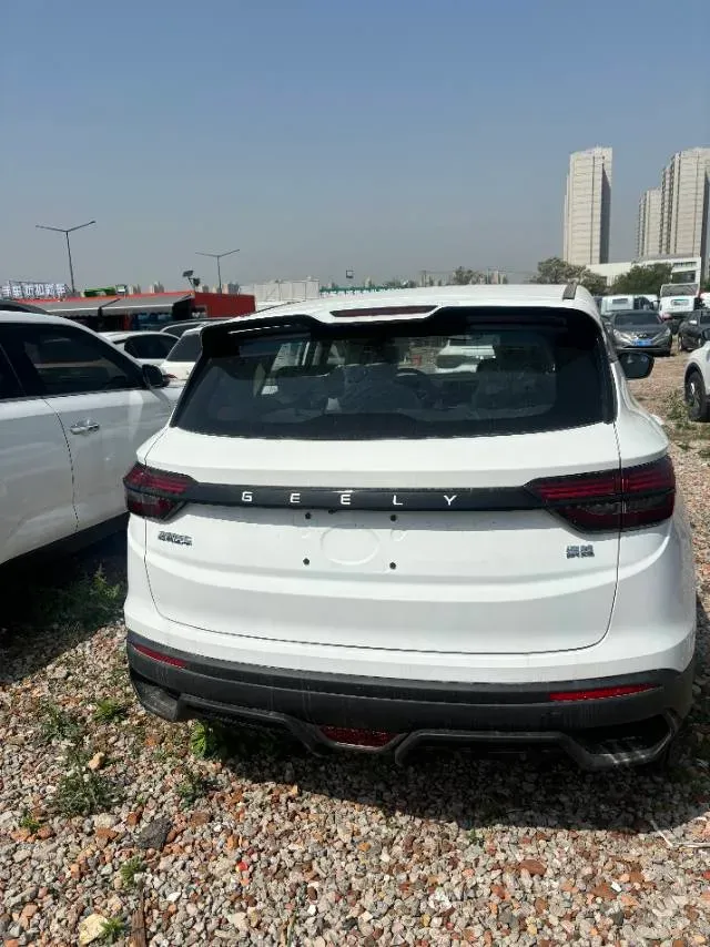 2025 Geely Coolray 1.5L 126HP L4 5MT,autocango,china used car exporter,china ev exporter,chinese used car exporter,chinese used ev exporter