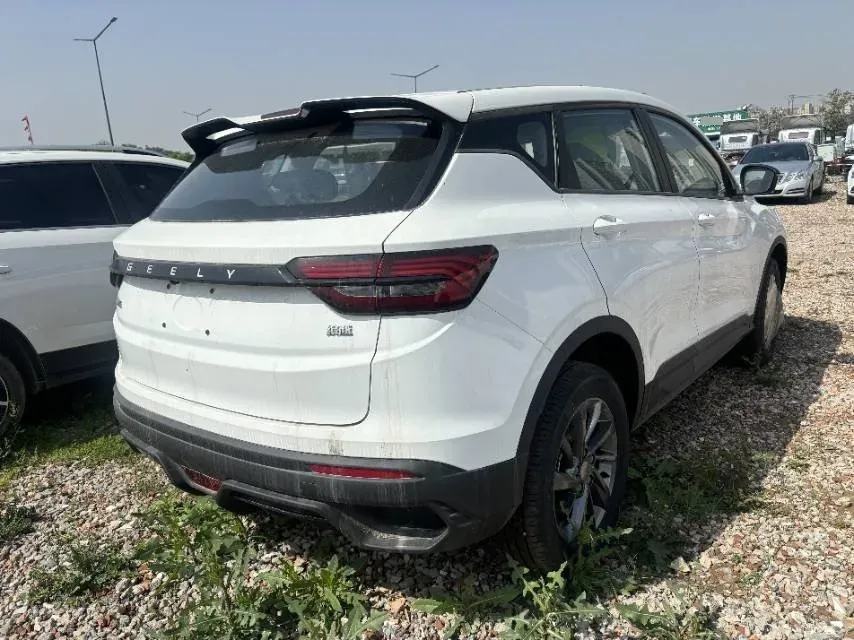 2025 Geely Coolray 1.5L 126HP L4 5MT,autocango,china used car exporter,china ev exporter,chinese used car exporter,chinese used ev exporter