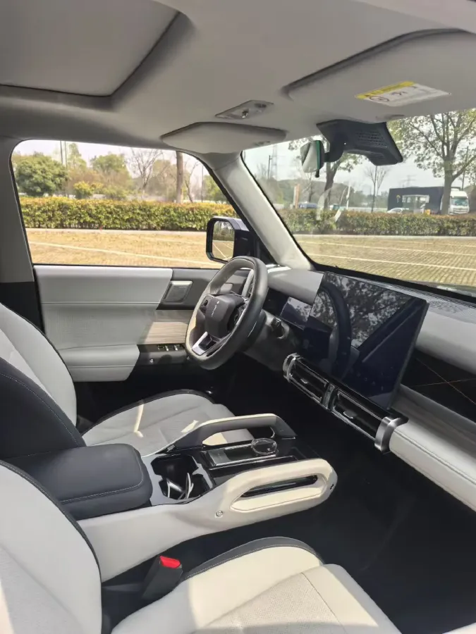 2024 iCAR iCAR 03 BEV 65.69KWH,autocango,china used car exporter,china ev exporter,chinese used car exporter,chinese used ev exporter