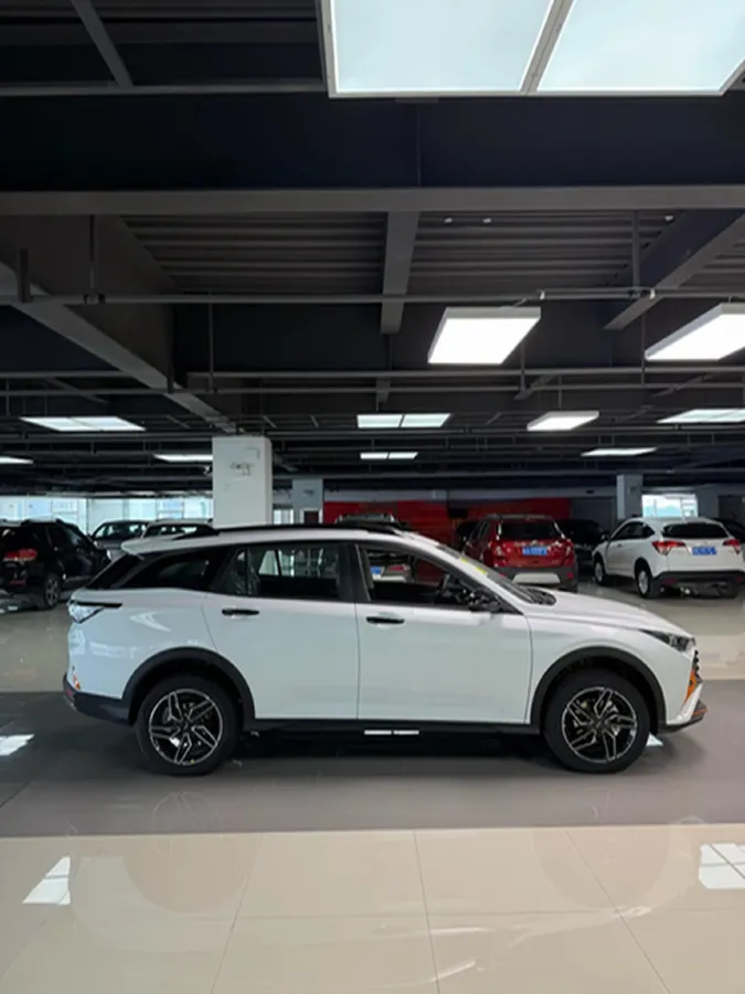 2024 DongFeng Aeolus YiXuan GS 1.5L 125HP L4 6DCT,autocango,china used car exporter,china ev exporter,chinese used car exporter,chinese used ev exporter