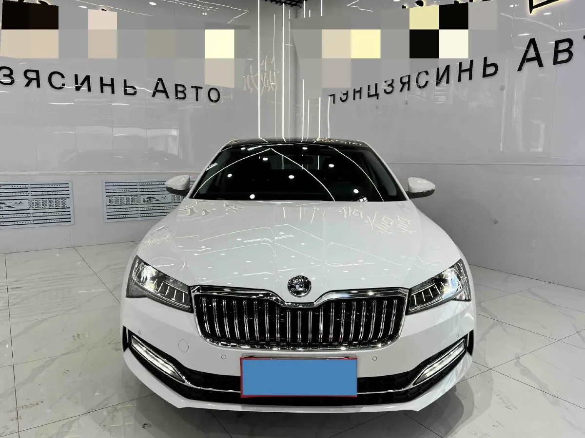 2023 Skoda Superb 1.4T 150HP L4 7DCT,autocango,china used car exporter,china ev exporter,chinese used car exporter,chinese used ev exporter
