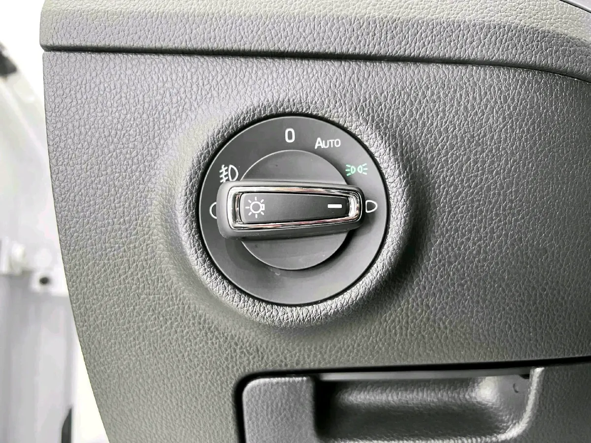 2023 Skoda Superb 1.4T 150HP L4 7DCT,autocango,china used car exporter,china ev exporter,chinese used car exporter,chinese used ev exporter