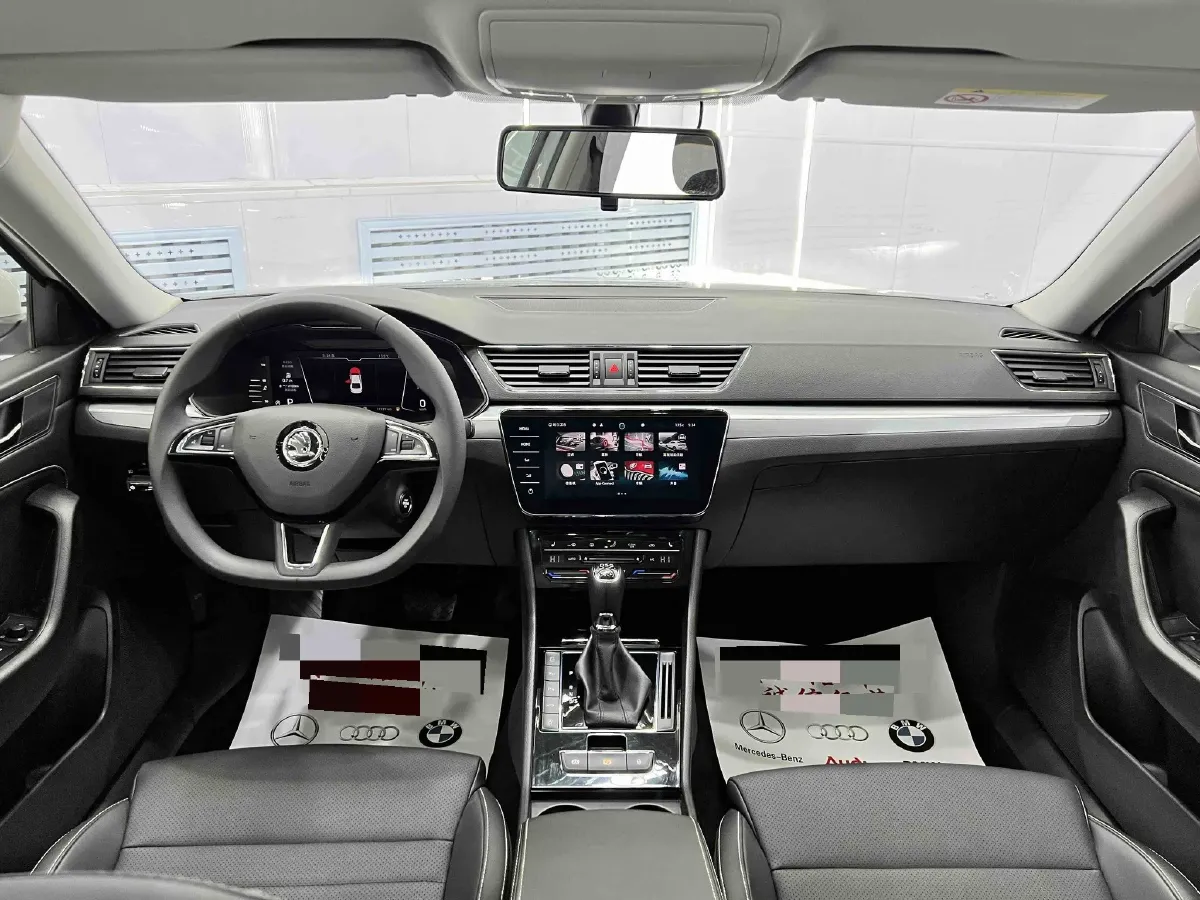 2023 Skoda Superb 1.4T 150HP L4 7DCT,autocango,china used car exporter,china ev exporter,chinese used car exporter,chinese used ev exporter