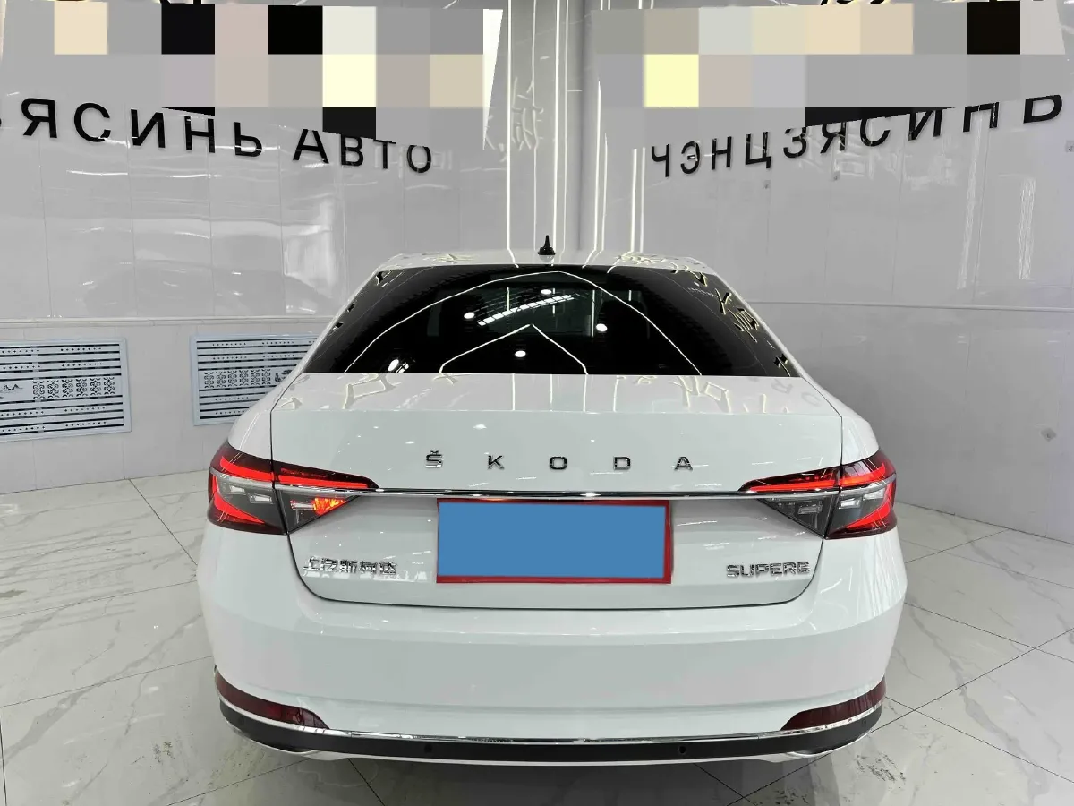 2023 Skoda Superb 1.4T 150HP L4 7DCT,autocango,china used car exporter,china ev exporter,chinese used car exporter,chinese used ev exporter