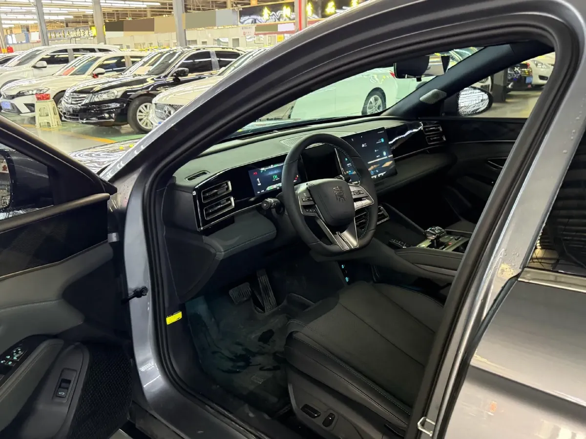 2025 BYD QinL 1.5L 101HP L4 E-CVT PHEV 10.08KWH,autocango,china used car exporter,china ev exporter,chinese used car exporter,chinese used ev exporter