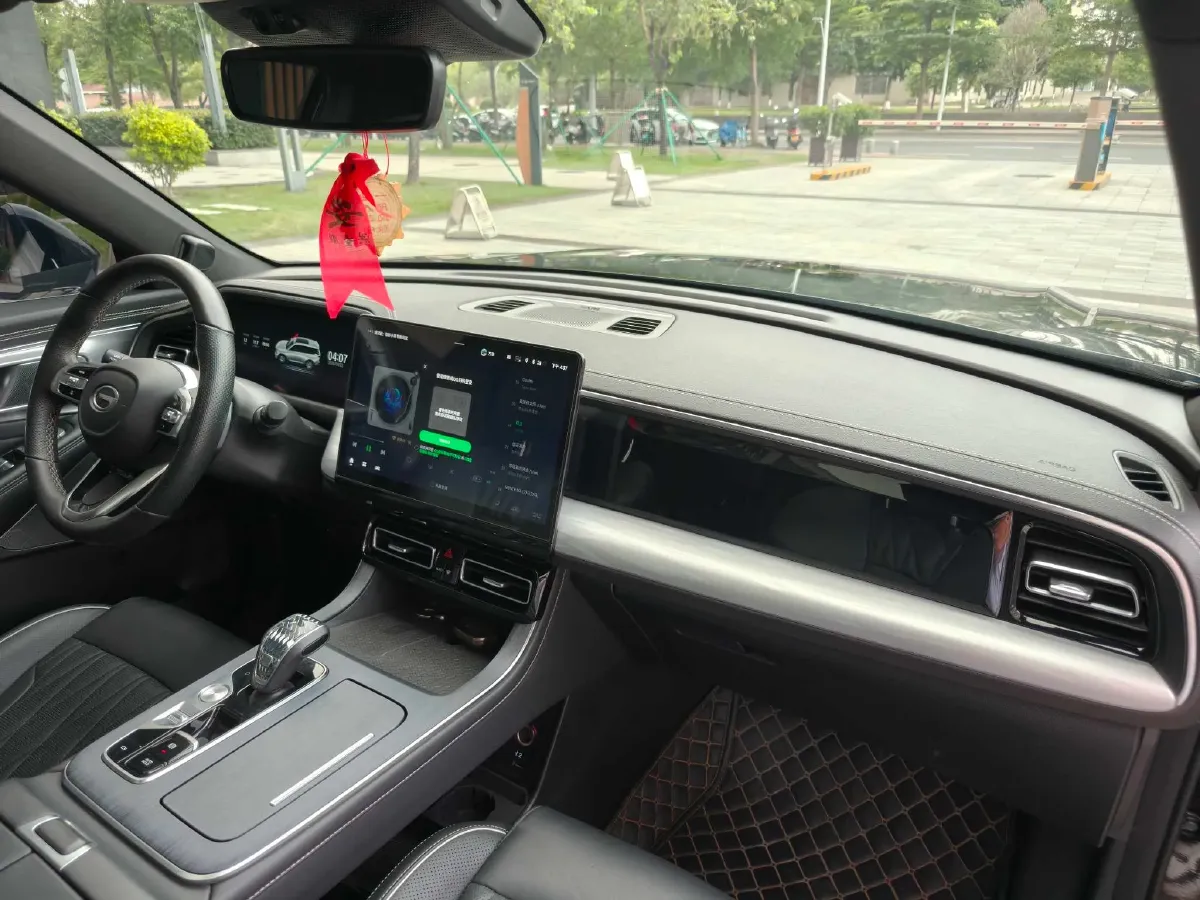 2024 GAC Trumpchi GS8 2.0T 252HP L4 8AT,autocango,china used car exporter,china ev exporter,chinese used car exporter,chinese used ev exporter