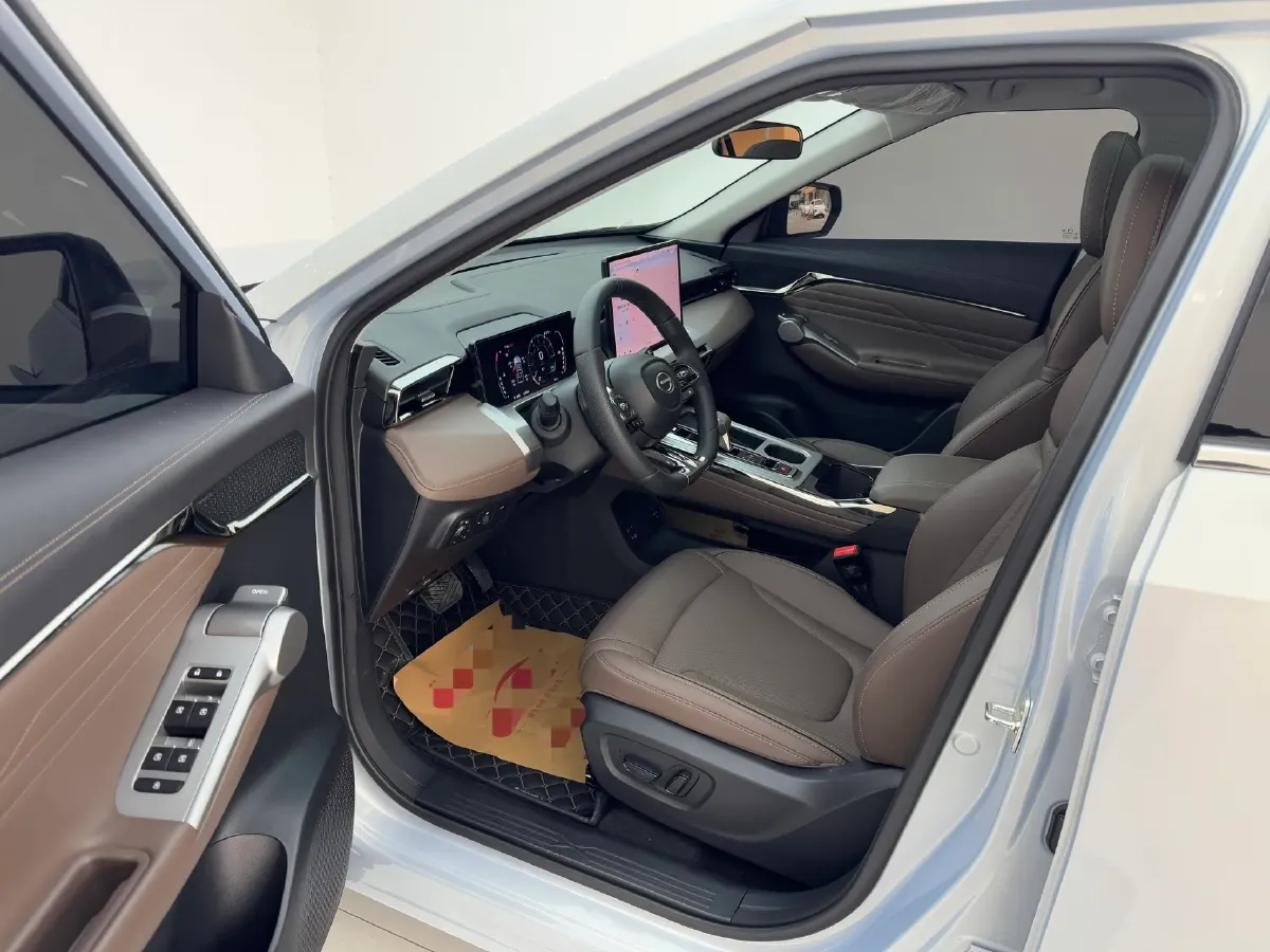 2024 GAC Trumpchi GS4 1.5T 177HP L4 7DCT,autocango,china used car exporter,china ev exporter,chinese used car exporter,chinese used ev exporter