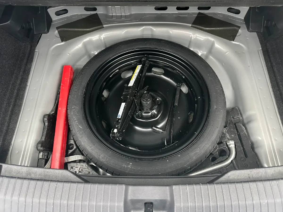 2022 Volkswagen T-Roc 1.4T 150HP L4 7DCT,autocango,china used car exporter,china ev exporter,chinese used car exporter,chinese used ev exporter